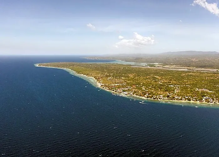 Front * Moalboal
